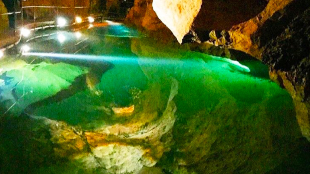 Jenolan Caves, Blue Mountains, Australia Jenolan Caves, Blue Mountains, Australia